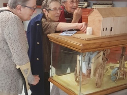 Passion partagée : maquettes agricoles / Clôture